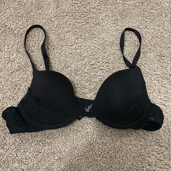 Calvin Klein Bras (2) - Picture 2 of 3